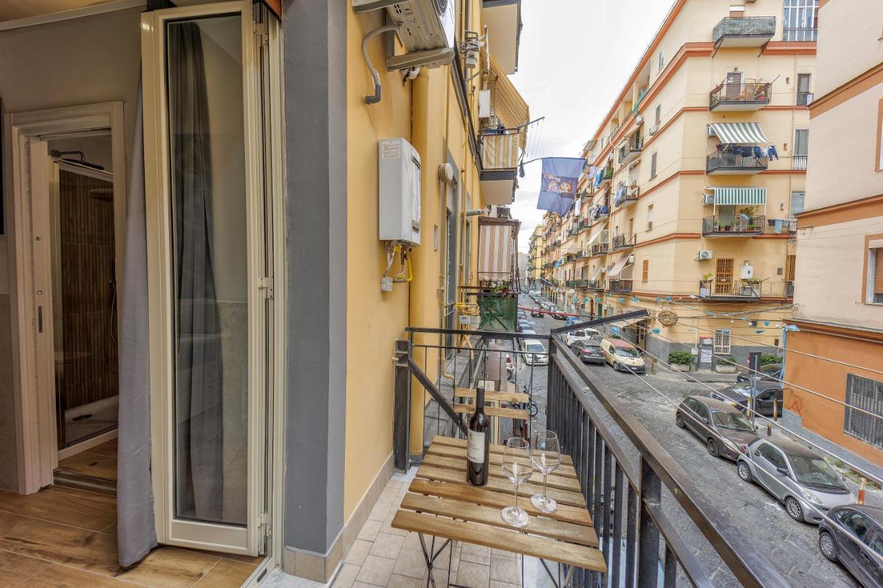 Live Suite Napoli Exterior foto
